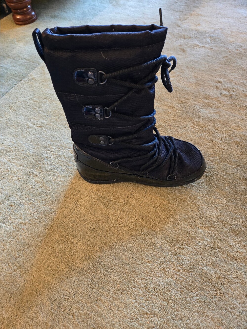 FitFlop SnowBoots with the Microwobbleboard™ sole and a waterproof upper - Picture 4 of 4
